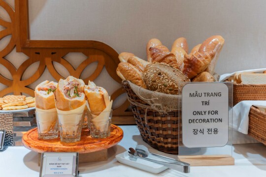 Buffet Breakfast